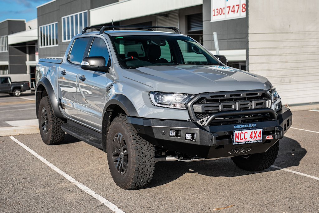 10225 Raptor Loop Ford Raptor- MCC078-01SQ Rocker Bar Low Loop with Square LED lights